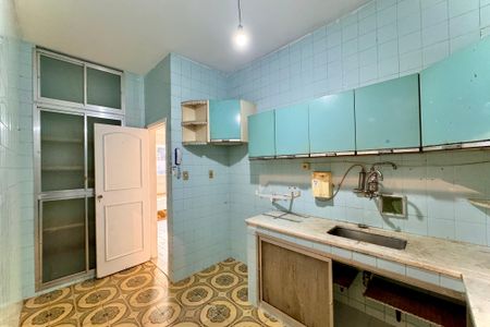 Apartamento à venda com 103m², 2 quartos e 1 vaga Apartamento à venda com 103m², 2 quartos e 1 vagaCozinha