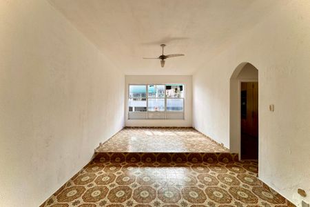 Apartamento à venda com 103m², 2 quartos e 1 vaga Apartamento à venda com 103m², 2 quartos e 1 vagaSala