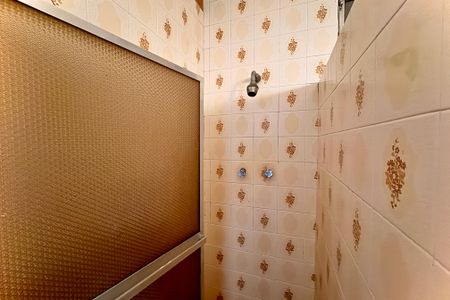 Apartamento à venda com 103m², 2 quartos e 1 vaga Apartamento à venda com 103m², 2 quartos e 1 vagaBanheiro Social