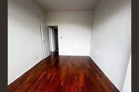 Apartamento à venda com 65m², 2 quartos e 1 vaga