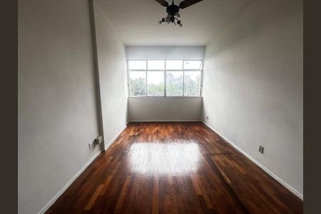 Apartamento à venda com 65m², 2 quartos e 1 vaga