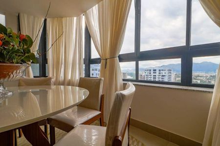 Apartamento à venda com 3 quartos, 180m² em Barra da Tijuca, Rio de Janeiro