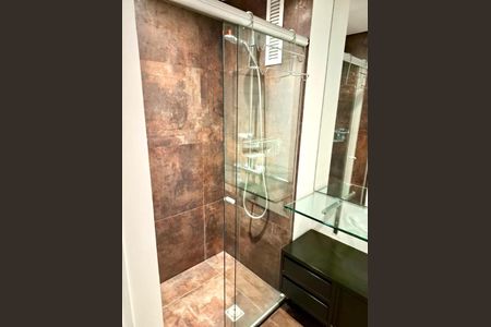 Apartamento à venda com 74m², 1 quarto e 1 vaga