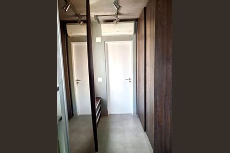 Apartamento à venda com 74m², 1 quarto e 1 vaga