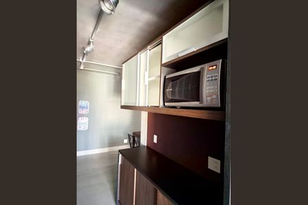 Apartamento à venda com 74m², 1 quarto e 1 vaga