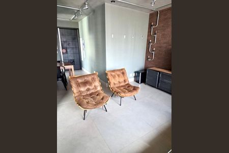 Apartamento à venda com 74m², 1 quarto e 1 vaga