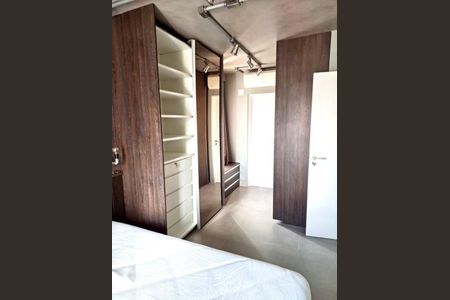 Apartamento à venda com 74m², 1 quarto e 1 vaga