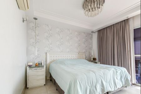 Apartamento à venda com 268m², 5 quartos e 4 vagas