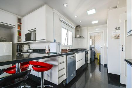Apartamento à venda com 268m², 5 quartos e 4 vagas