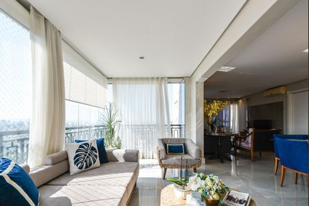 Apartamento à venda com 268m², 5 quartos e 4 vagas
