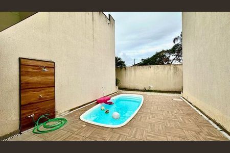 Casa à venda com 2 quartos, 100m² em Engenho do Mato, Niterói