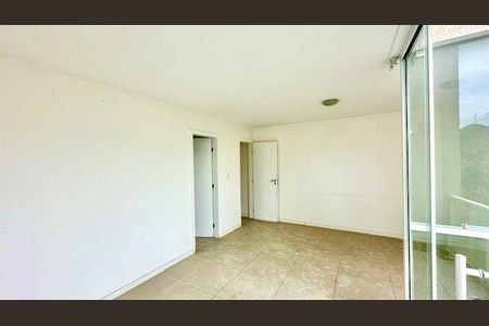 Casa à venda com 2 quartos, 100m² em Engenho do Mato, Niterói