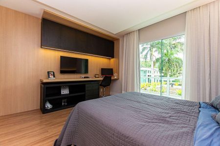 Casa à venda com 4 quartos, 700m² em Vila Progresso, Niterói