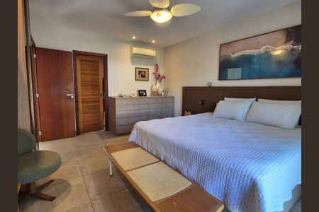 Casa à venda com 3 quartos, 503m² em Badu, Niterói