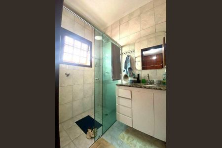 Casa à venda com 4 quartos, 330m² em Parque dos Principes, São Paulo