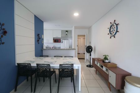 Sala de apartamento para alugar com 2 quartos, 59m² em Vila Julia, Guarujá
