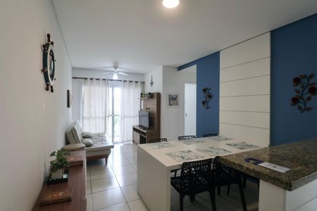 Sala de apartamento para alugar com 2 quartos, 59m² em Vila Julia, Guarujá