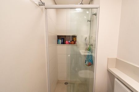 Apartamento para alugar com 96m², 2 quartos e 2 vagas Apartamento para alugar com 96m², 2 quartos e 2 vagasBanheiro da suíte 2