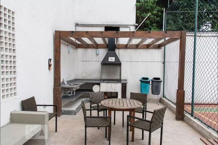 Apartamento para alugar com 96m², 2 quartos e 2 vagas Apartamento para alugar com 96m², 2 quartos e 2 vagasÁrea comum - Churrasqueira