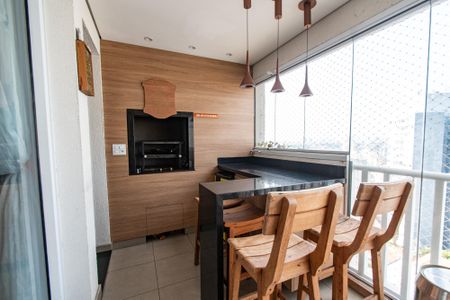 Apartamento para alugar com 96m², 2 quartos e 2 vagas Apartamento para alugar com 96m², 2 quartos e 2 vagasVaranda