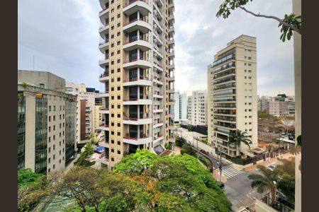 Apartamento à venda com 166m², 3 quartos e 2 vagasVista