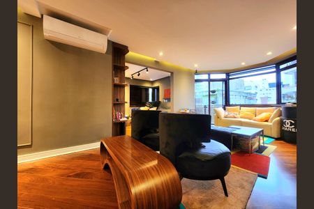 Apartamento à venda com 166m², 3 quartos e 2 vagasSala