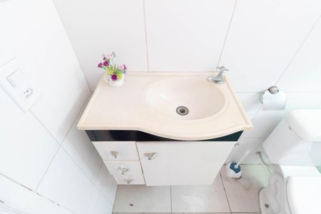 Apartamento para alugar com 47m², 2 quartos e 2 vagasBanheiro