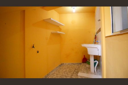 Casa para alugar com 60m², 1 quarto e sem vaga Casa para alugar com 60m², 1 quarto e sem vagaÁrea de Serviço