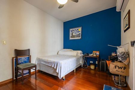 Apartamento à venda com 202m², 4 quartos e 3 vagas Apartamento à venda com 202m², 4 quartos e 3 vagasSuíte 2