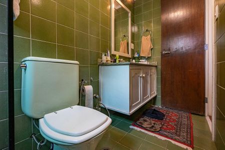 Apartamento à venda com 202m², 4 quartos e 3 vagas Apartamento à venda com 202m², 4 quartos e 3 vagasSuíte 3 - Banheiro