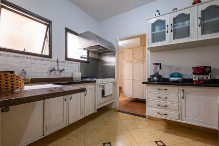 Apartamento à venda com 202m², 4 quartos e 3 vagas Apartamento à venda com 202m², 4 quartos e 3 vagasCozinha