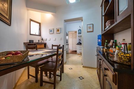 Apartamento à venda com 202m², 4 quartos e 3 vagas Apartamento à venda com 202m², 4 quartos e 3 vagasCozinha