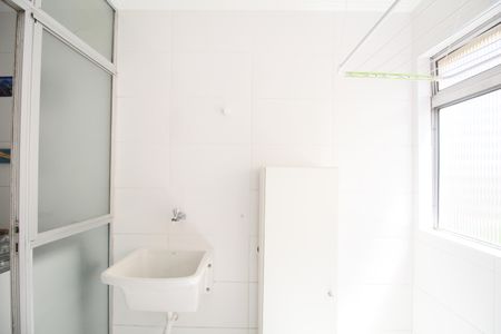 Apartamento para alugar com 74m², 2 quartos e 1 vagaÁrea de Serviço