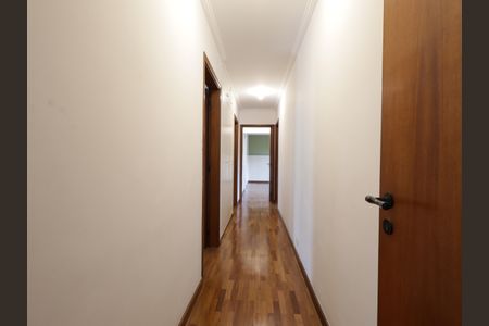 Apartamento à venda com 272m², 5 quartos e 4 vagasCorredor