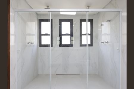 Apartamento à venda com 272m², 5 quartos e 4 vagasBanheiro da Suíte 4