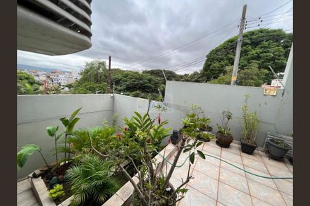 Casa à venda com 150m², 4 quartos e 3 vagas