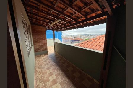 Casa à venda com 150m², 4 quartos e 3 vagas