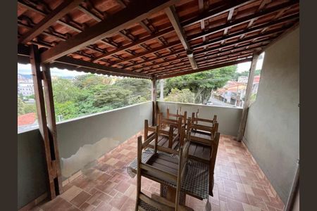 Casa à venda com 150m², 4 quartos e 3 vagas