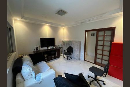 Casa à venda com 4 quartos, 150m² em Vila Maria Luisa, São Paulo