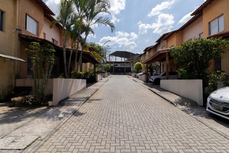Casa de condomínio à venda com 64m², 2 quartos e 1 vagaGaragem