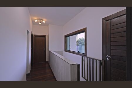 Casa de condomínio à venda com 358m², 3 quartos e 2 vagasCorredor dos Quartos