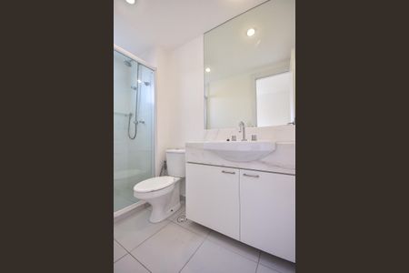 Apartamento à venda com 213m², 3 quartos e 4 vagasBanheiro Suíte 2