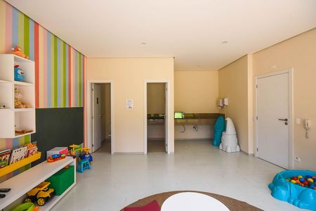 Apartamento à venda com 213m², 3 quartos e 4 vagasÁrea comum