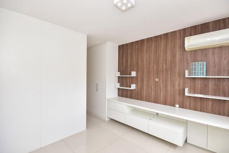 Apartamento à venda com 213m², 3 quartos e 4 vagasSuíte 3