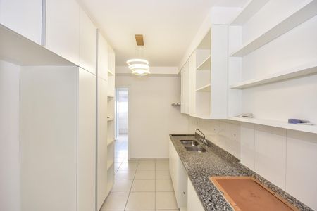 Apartamento à venda com 213m², 3 quartos e 4 vagasCozinha