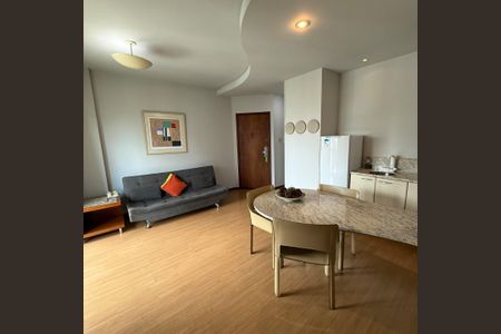 Apartamento para alugar com 60m², 1 quarto e 1 vaga