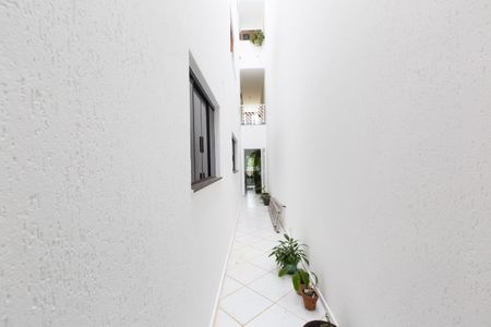 Casa para alugar com 360m², 3 quartos e 6 vagasCorredor Externo