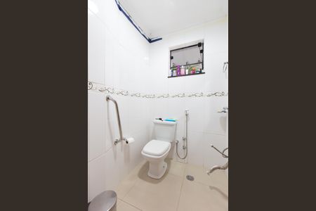 Casa para alugar com 360m², 3 quartos e 6 vagasLavabo