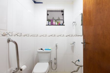 Casa para alugar com 360m², 3 quartos e 6 vagasLavabo