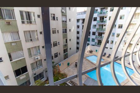 Vista da Sala de apartamento à venda com 2 quartos, 75m² em Ingá, Niterói